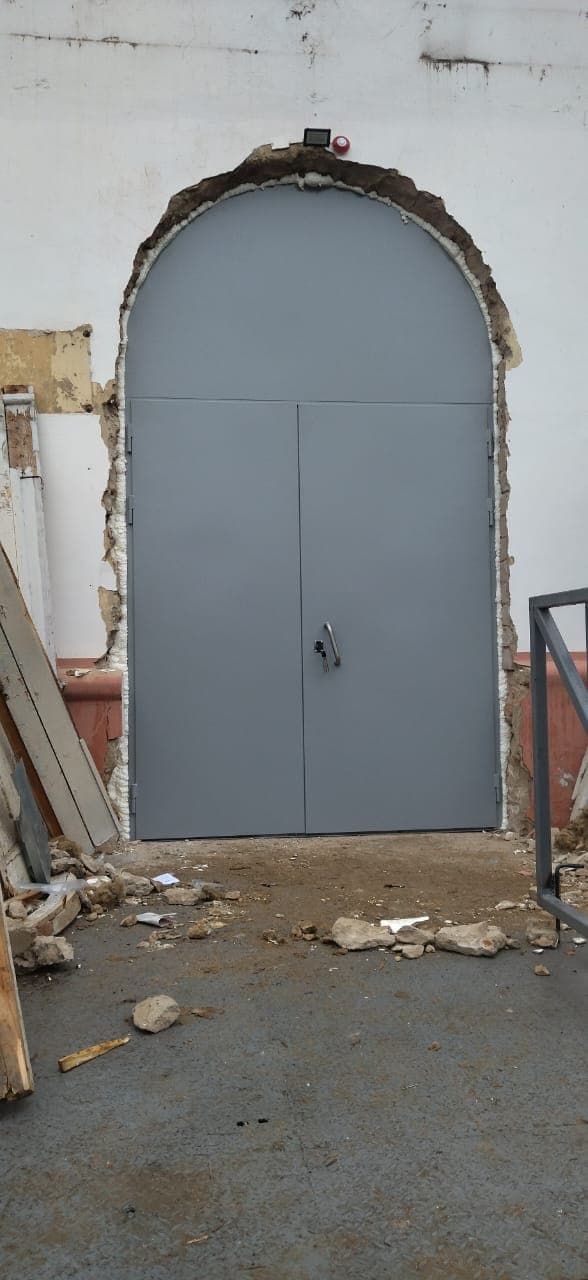 Металлические утеплённые двери — фото 35